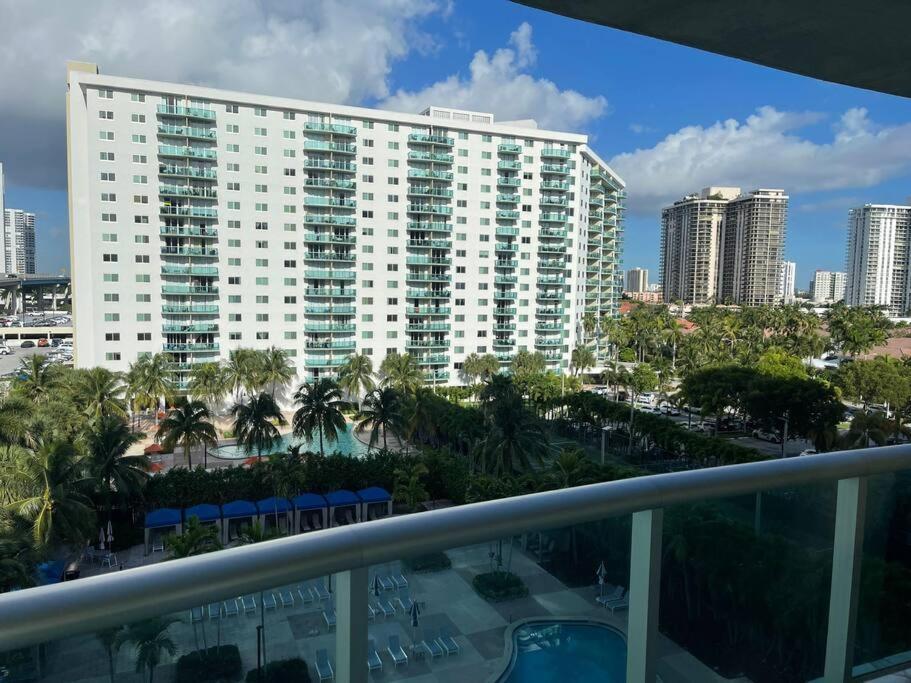 Ocean Reserve 702 - Str 2315 * Miami Beach